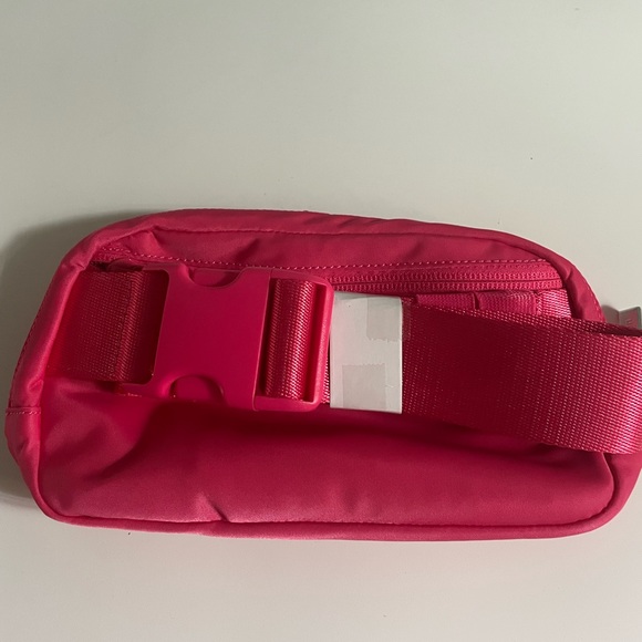 Lululemon everyday belt bag - Picture 2 of 2